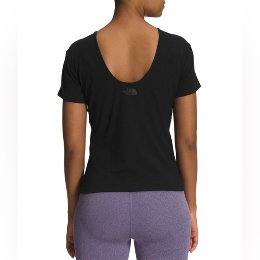 The North Face Short Sleeve Shirt Women's Black Lean Strong T-shirt Gorpcore Tee